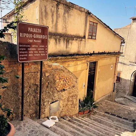 Guest House Natalina Gioiosa Ionica Exterior photo